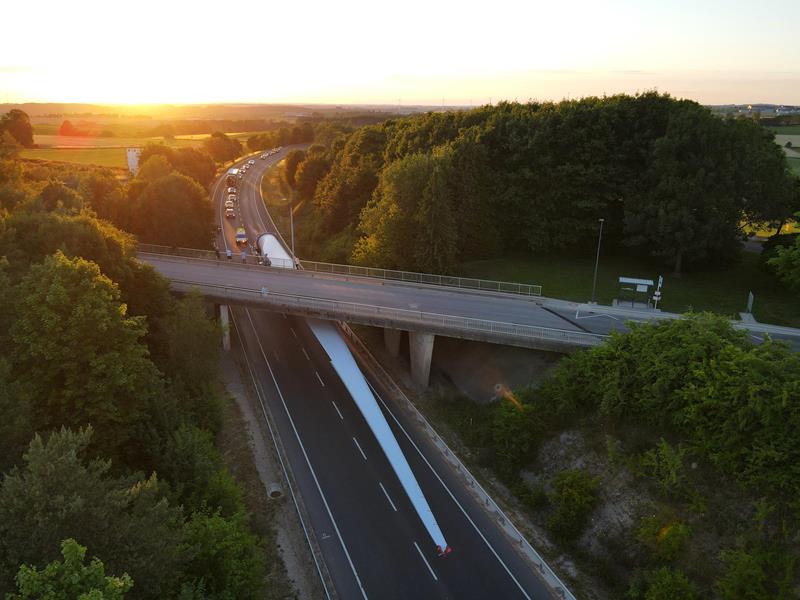 Comprehensive solutions for transport by road