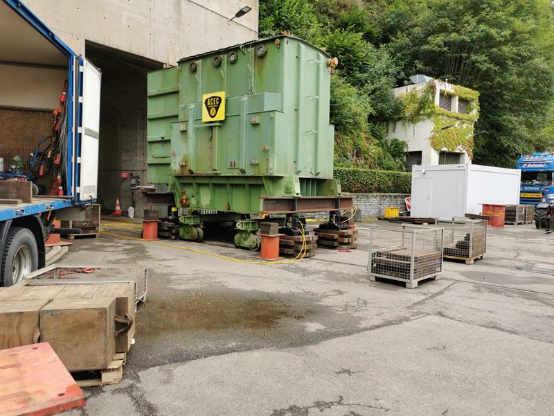 Professional installation of transformers using specialised techniques
