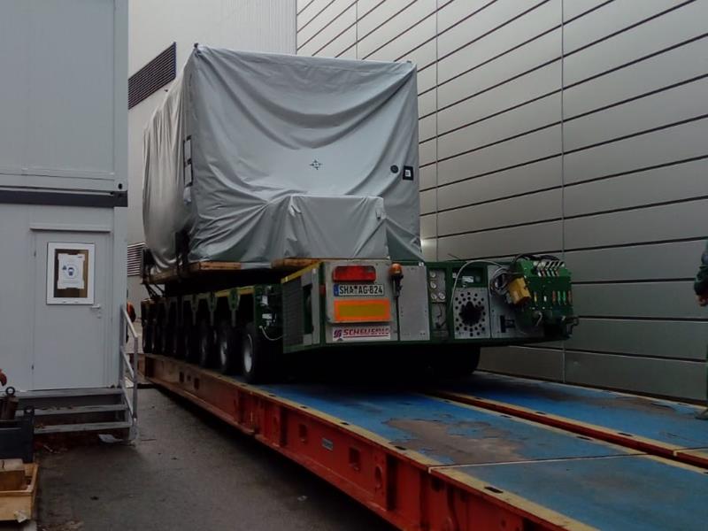 Modular fly-over bridge system for extra-heavy loads