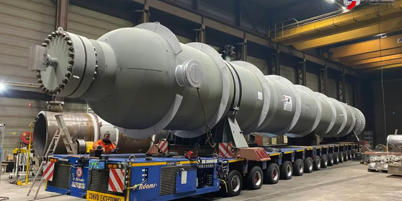 Impressive transport of 180-tonne reactor by SPMT